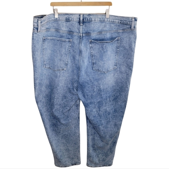Old Navy | Extra High-Rise Sky-Hi Straight Jeans with Distressing Plus Size 28 - Picture 5 of 5